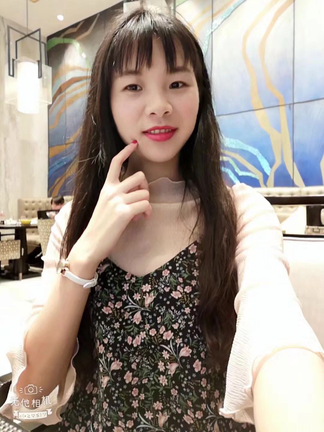 南方性感小巧美女